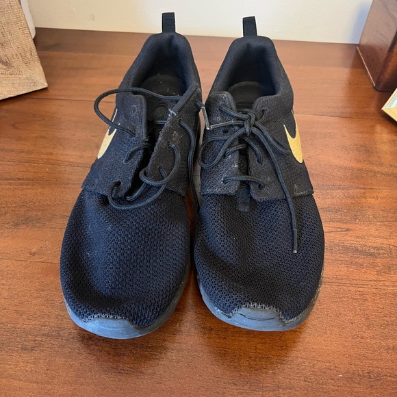 Custom nike Roshe One running shoes - Picture 3 of 3